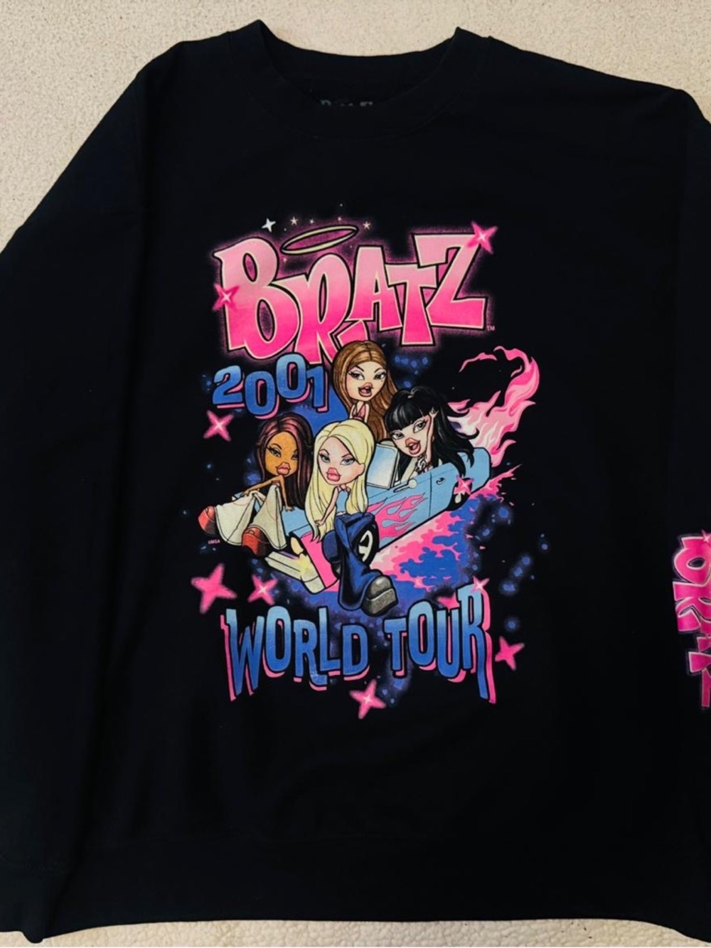 Bratz 2001 World Tour Graphic Sweatshirt Size Large Y2K
